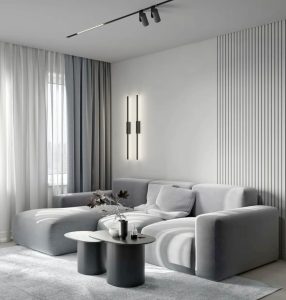 Açık gri salon dekorasyonu.